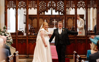 HOW TO CHOOSE THE PERFECT WEDDING PHOTOGRAPHER WITHOUT STRESS | OXFORDSHIRE WEDDING PHOTOGRAPHER TIPS